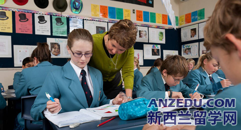 新西兰高中读几年